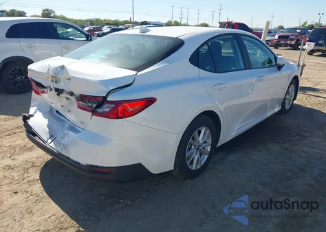 2025 Toyota Camry Le from USA, damaged, VIN 4T1DAACK8SU129676